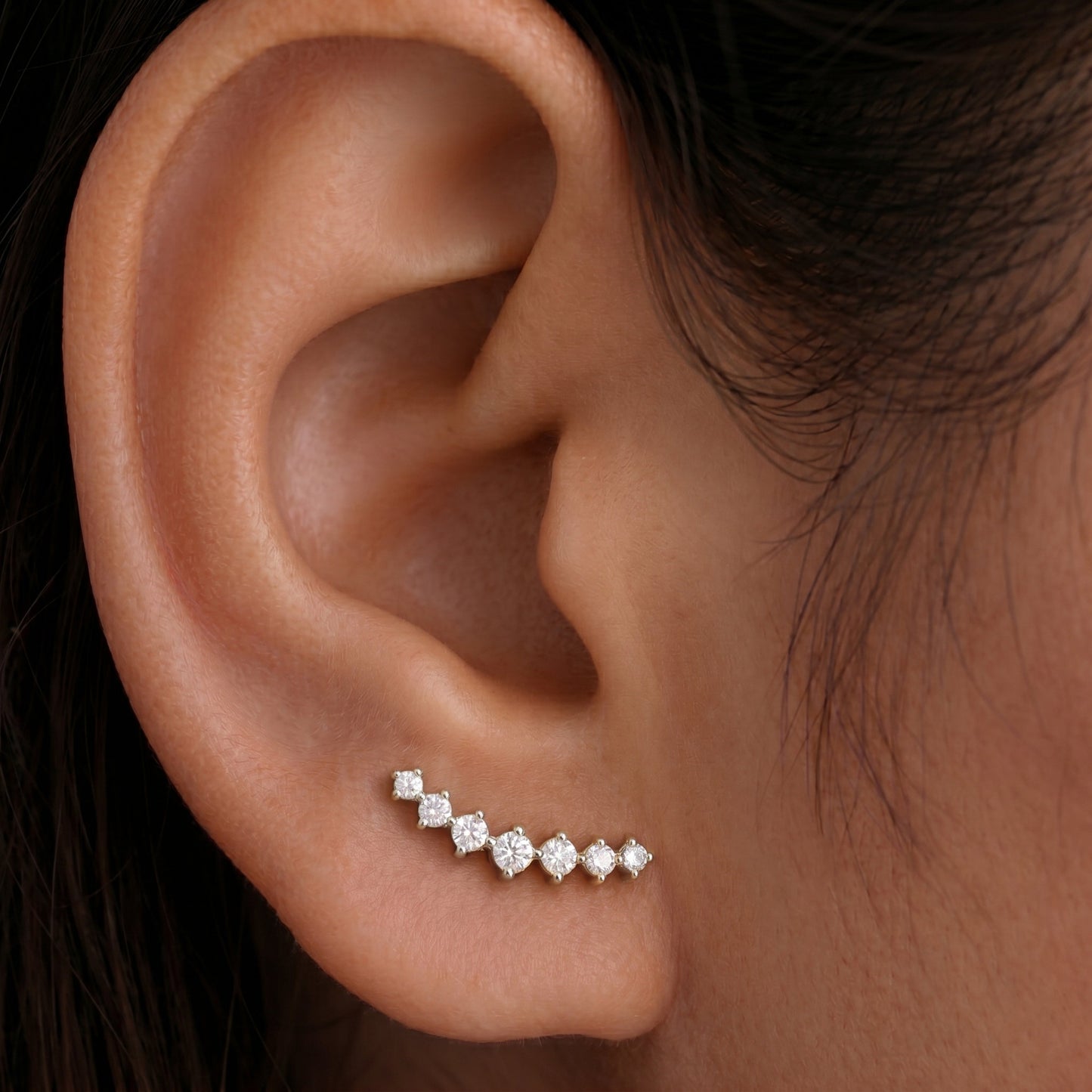 Silver Earring 7 Stone Line Stud Diamond Design