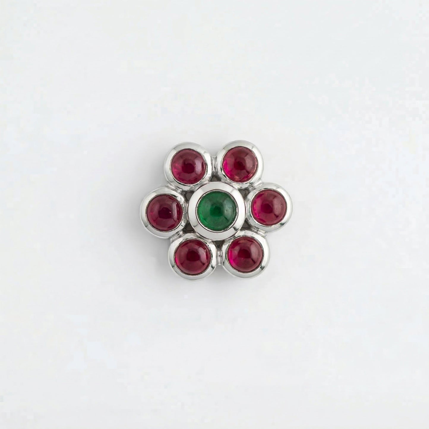 Silver Flower Cluster Nosepin