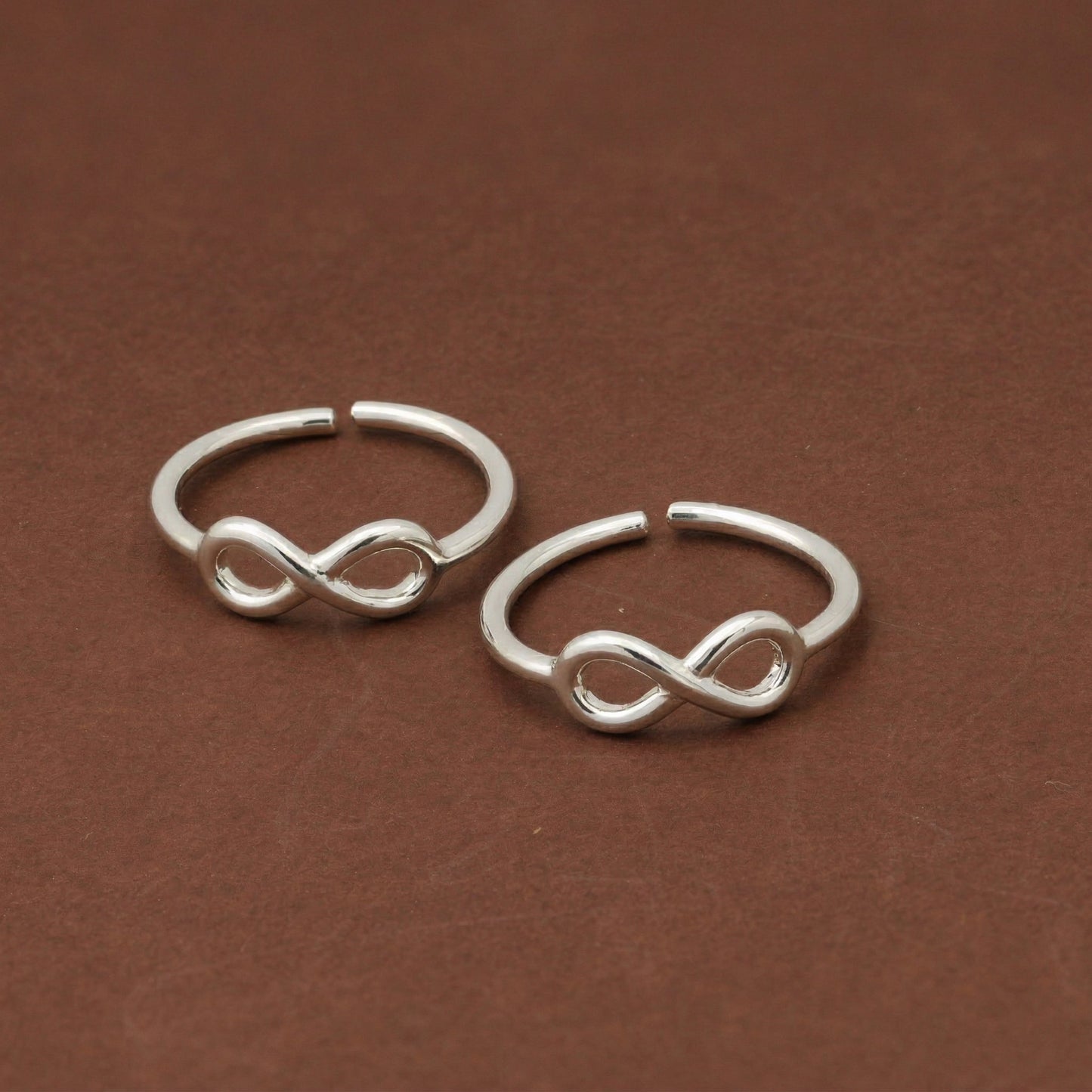 Silver Toe Ring Infinity Design