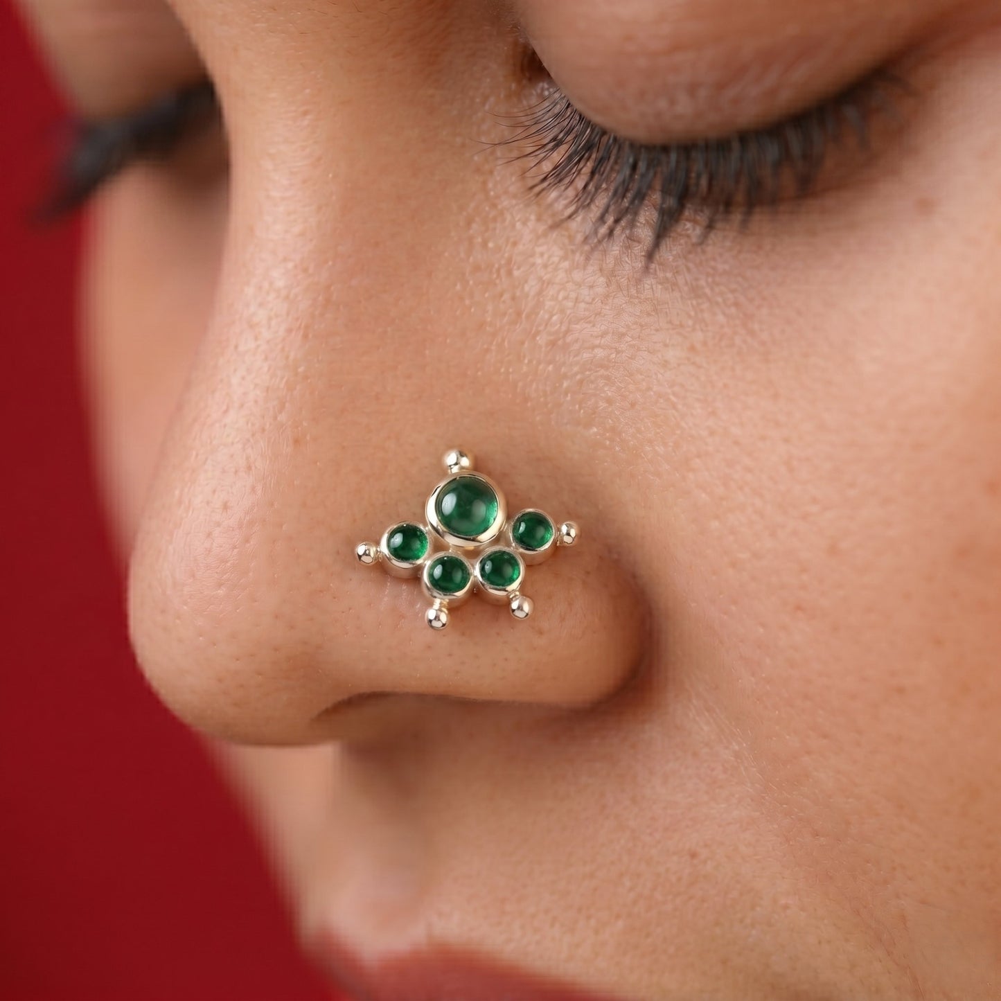 Kemp Stone Mookuthi 925 Silver