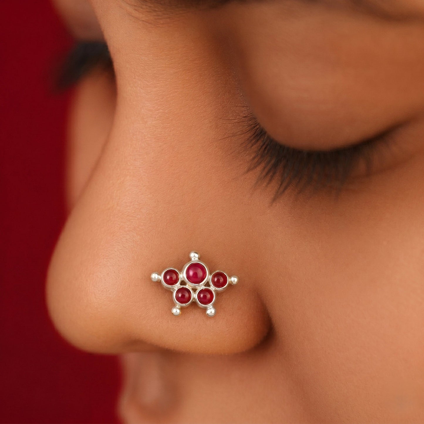 Kemp Stone Mookuthi 925 Silver