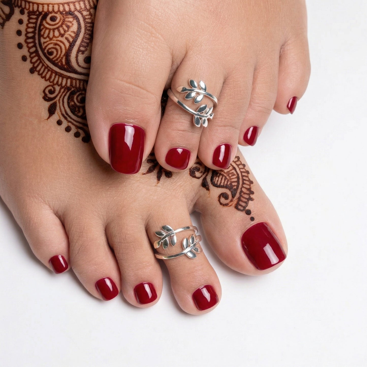 Silver Toe Ring Leaf Design