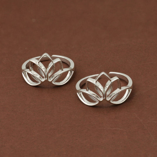 Silver Toe Ring Lotus Design
