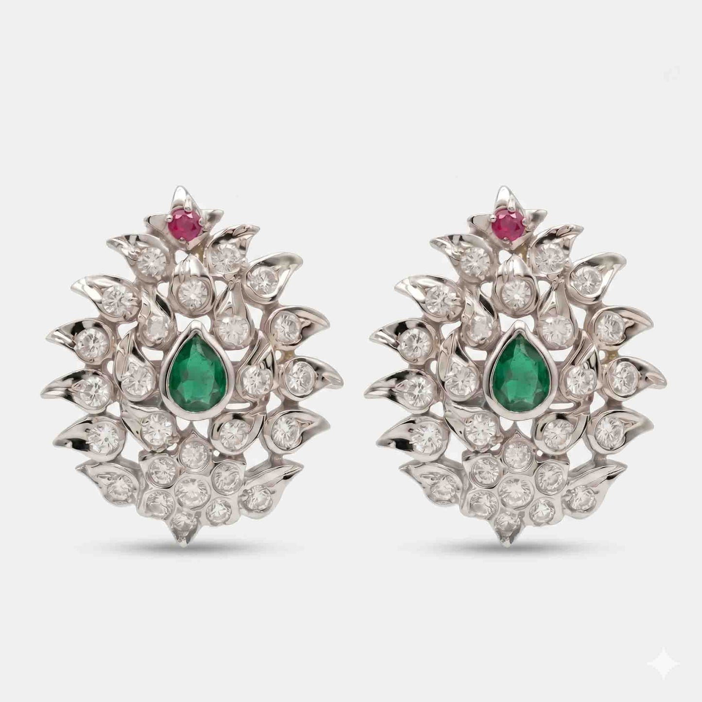 Mukut Emerded Earring Green 925 Silver