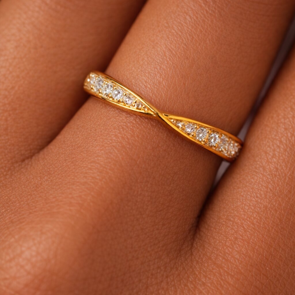 Silver Serenity Twist Ring