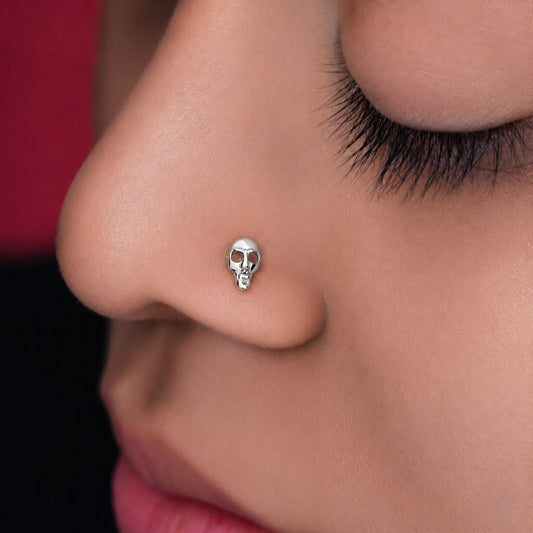 Silver Skull Nosepin