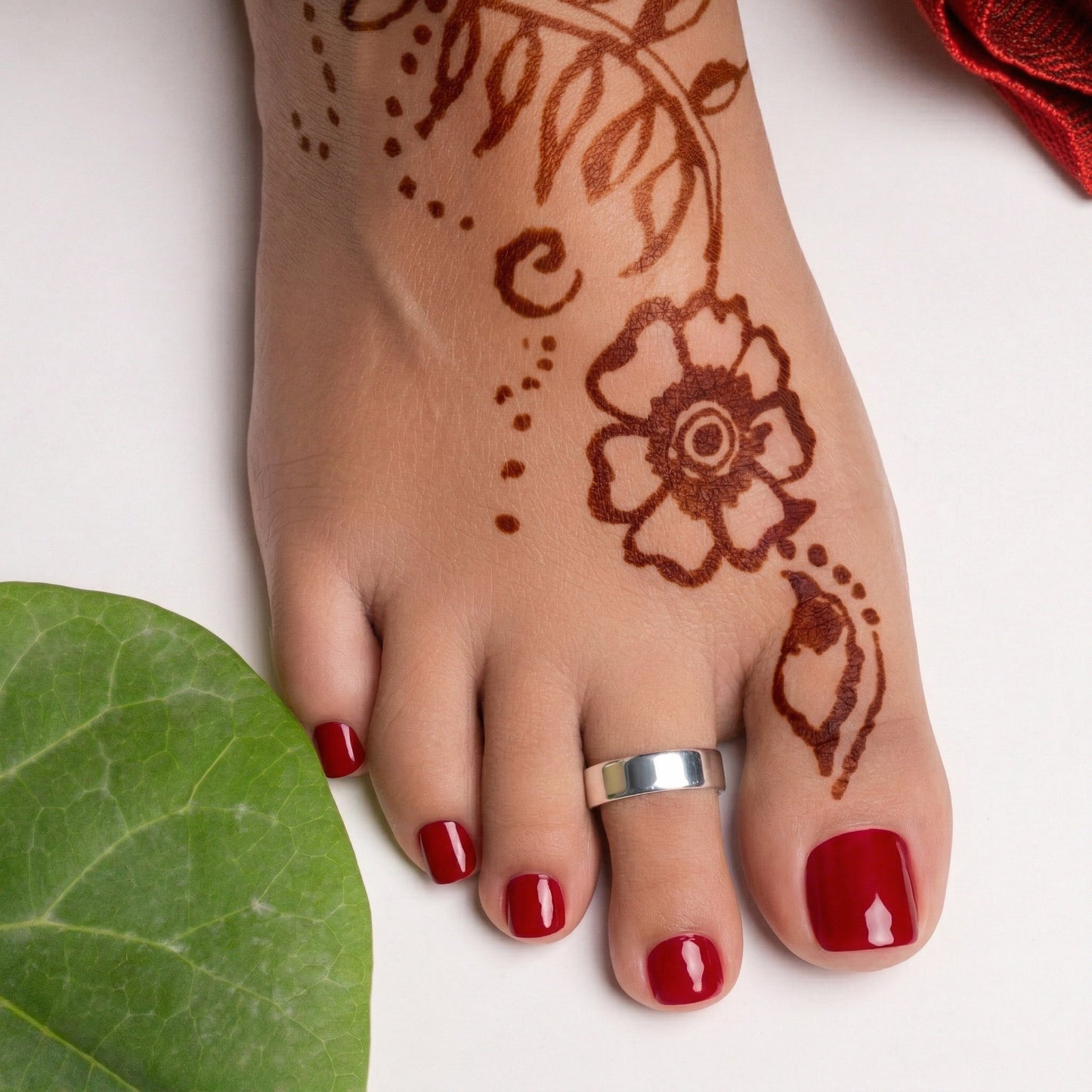 Silver Toe Ring Board Design