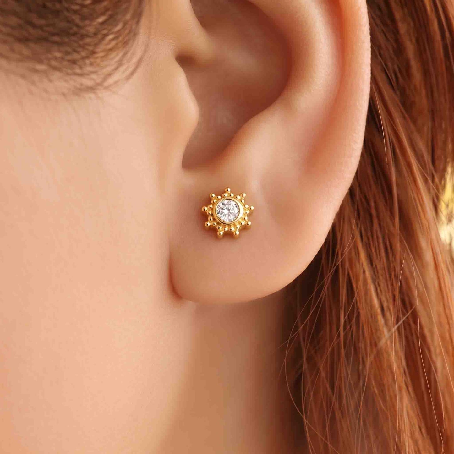 Solo Stone Sun Design Studs (925 Silver)