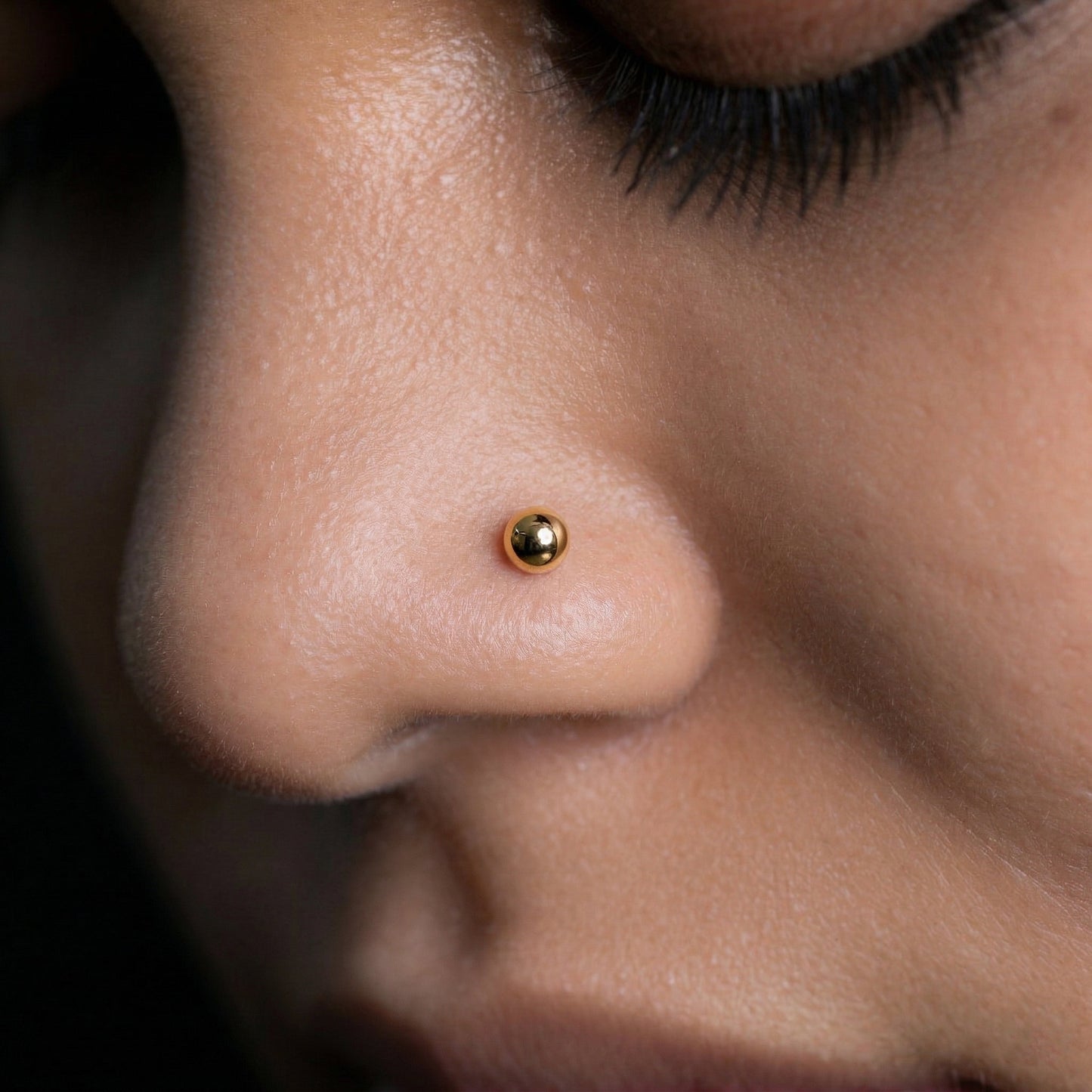 Silver Tiny Dot Nosepin