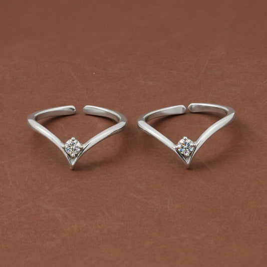 Silver Toe Ring Vanki Stone Diamond Design